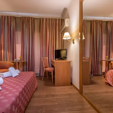 Отель Strada Marina 4*