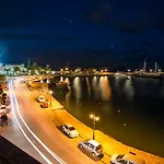Strada Marina Hotel