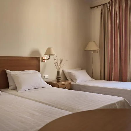 Strada Marina فندق