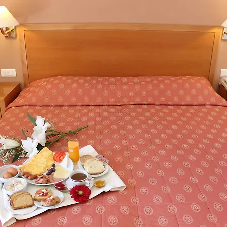 Strada Marina 호텔 자킨토스 타운