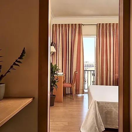 Strada Marina מלון 4*