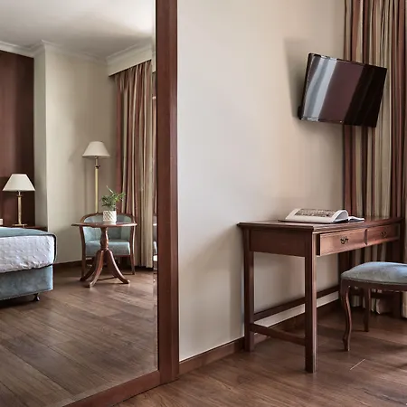 Hotell Strada Marina 4*
