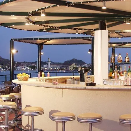 Strada Marina Hotel 4*
